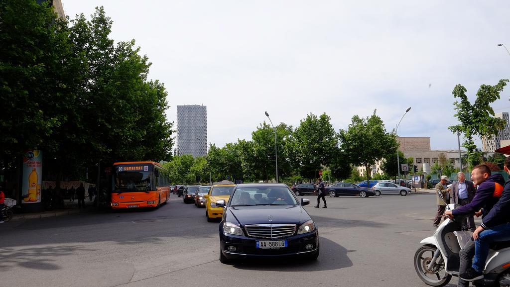 Galeria Apartment Tirana Kültér fotó