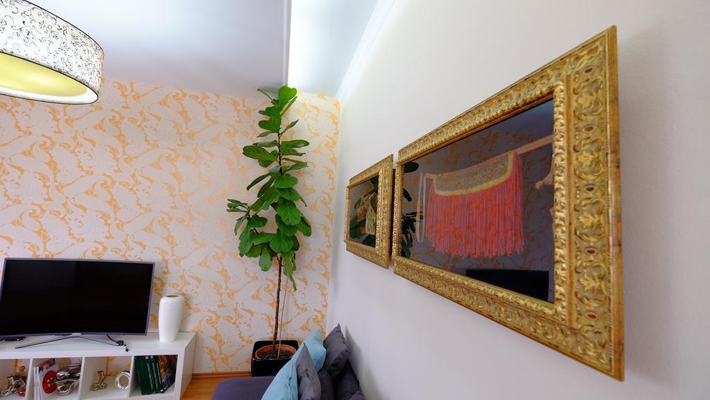 Galeria Apartment Tirana Kültér fotó